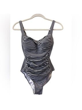 NIP TUCK SWIM Joanne One-Piece Swimsuit Sorrento Blue & White Stripe Size: 4
